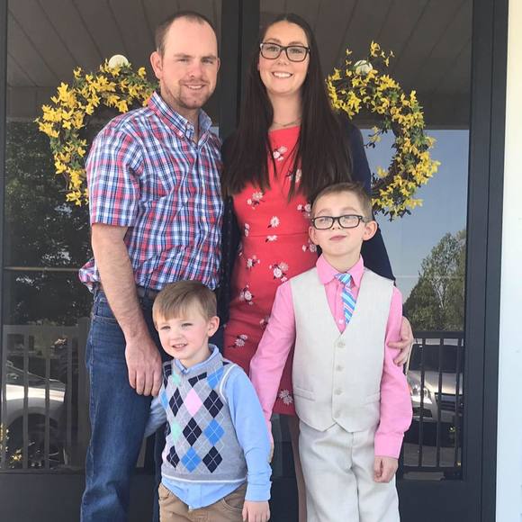 Meet your Posher, Christin - Picture 1 of 1